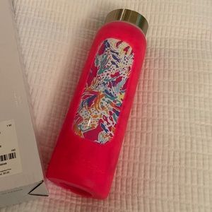 Lilly Pulitzer water bottle Sunken Treasure